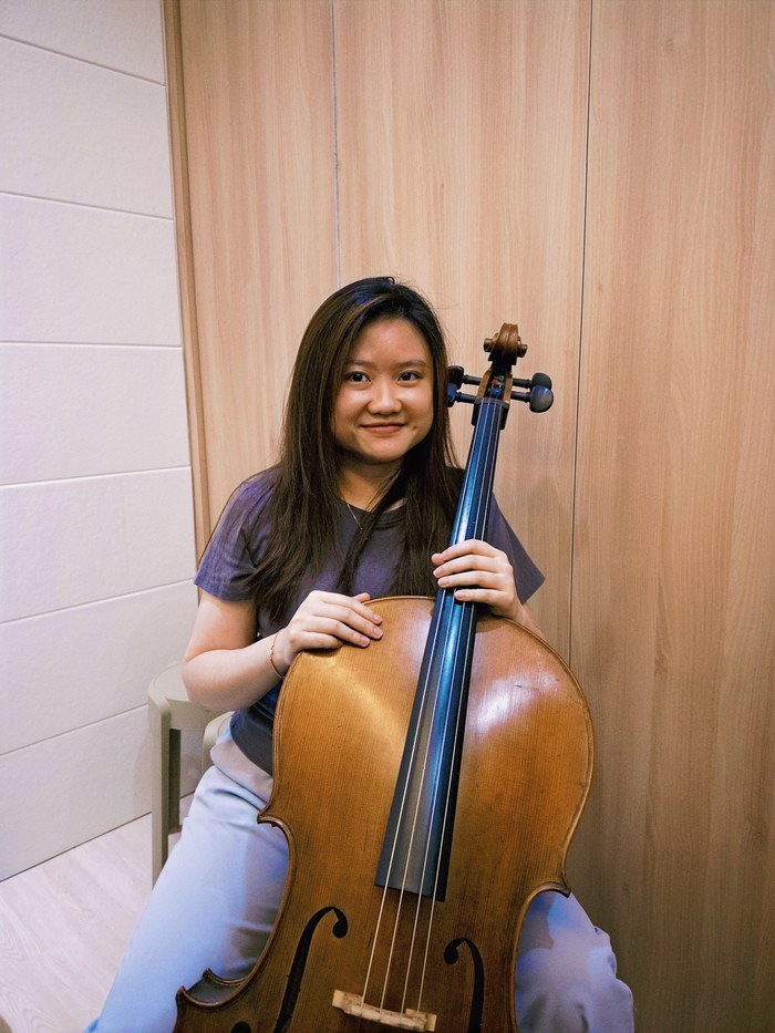 Xin Ying Cheong, Cello Teacher, with her cello